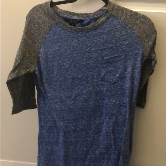 blue and grey t-shirt - Picture 1 of 1